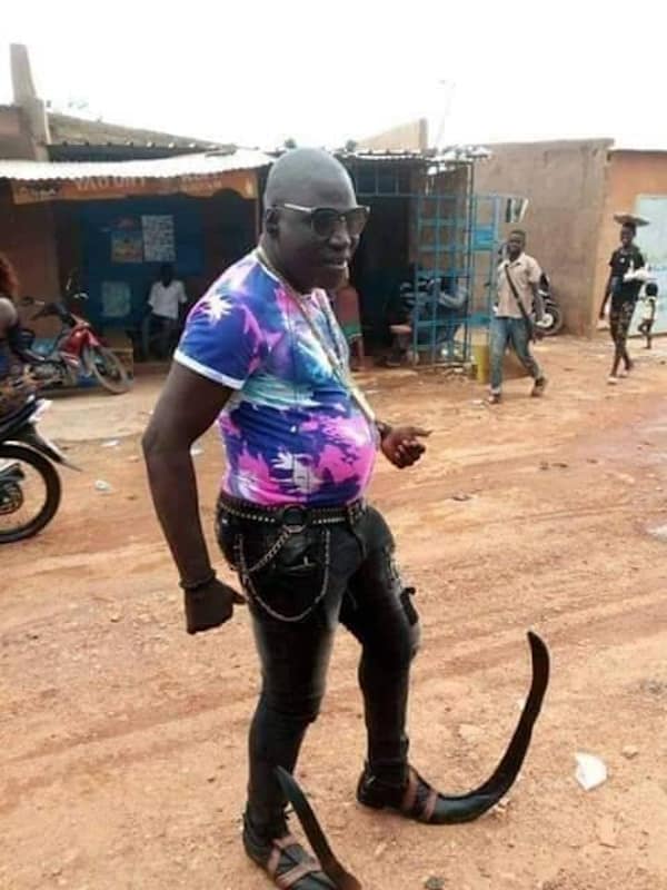 fashion faux pas, weird fashion, style mistakes, wardrobe fails, clothing blunders, street style humor, celebrity fashion fails, outfit mishaps, fashion disasters, style bloopers, wardrobe mishaps