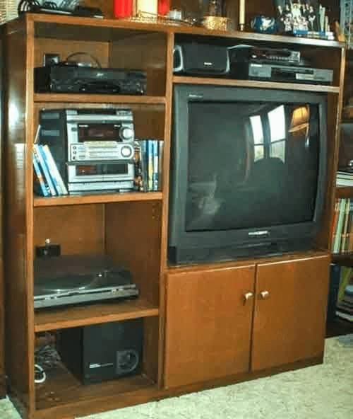 retro tech, nostalgic tech, vintage gadgets, throwback technology, old school tech, 90s gadgets, early 2000s tech, Game Boy memes, floppy disk nostalgia, dial-up modem memes, CRT monitor pics, handheld console memes, pager memes, VHS tape memes, classic software memes, PalmPilot memes, USB drive nostalgia, tech throwback, analog tech memes, tech memories